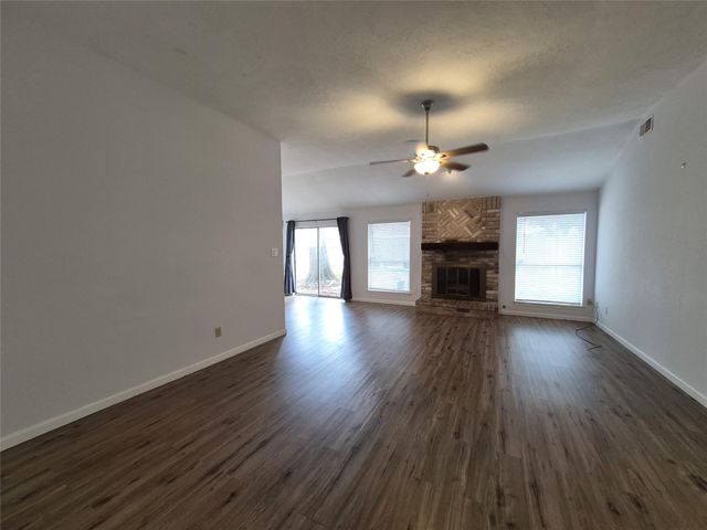 5110 Kleindale Drive, Houston, TX 77066