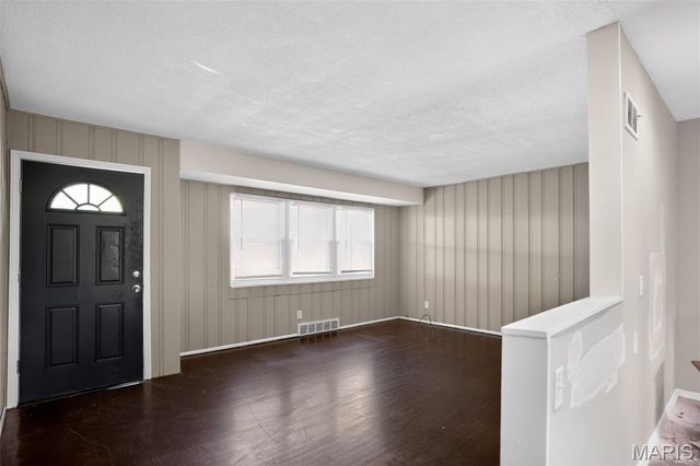 6148 Dupree Avenue, St Louis, MO 63135