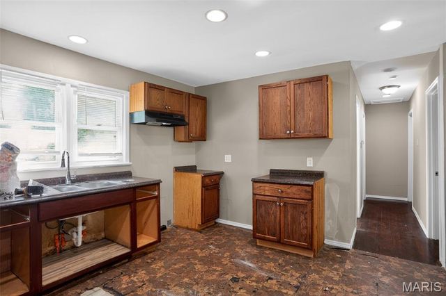 6148 Dupree Avenue, St Louis, MO 63135