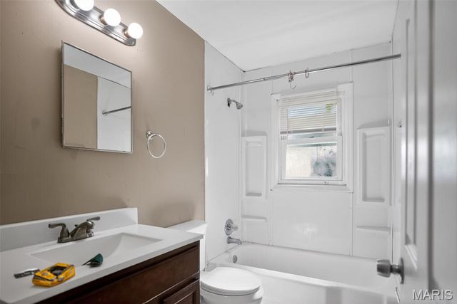 6148 Dupree Avenue, St Louis, MO 63135