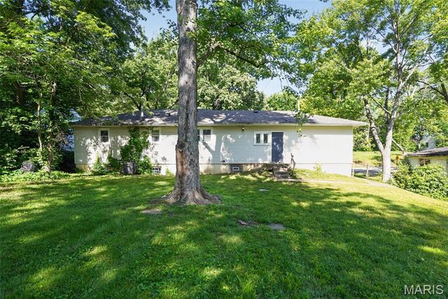 6148 Dupree Avenue, St Louis, MO 63135