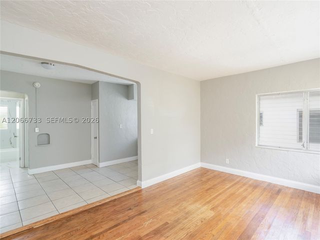 7635 Dickens Ave 8, Miami Beach, FL 33141