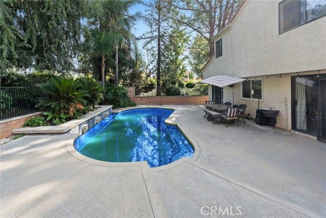 1226 Via Palermo, Redlands, CA 92374