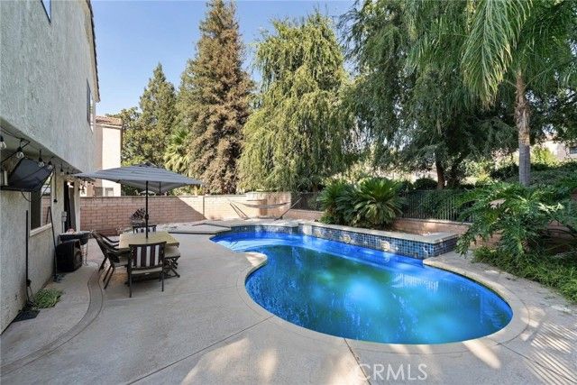 1226 Via Palermo, Redlands, CA 92374