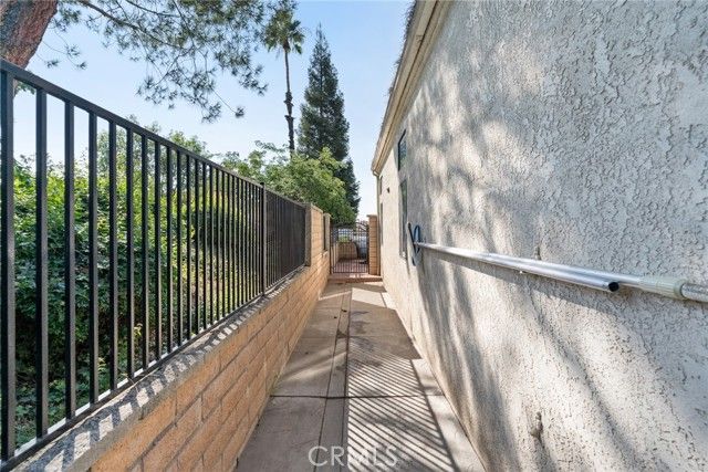 1226 Via Palermo, Redlands, CA 92374