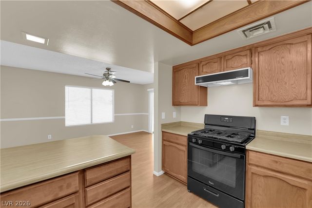 511 grimsby Avenue, Henderson, NV 89014