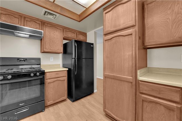 511 grimsby Avenue, Henderson, NV 89014