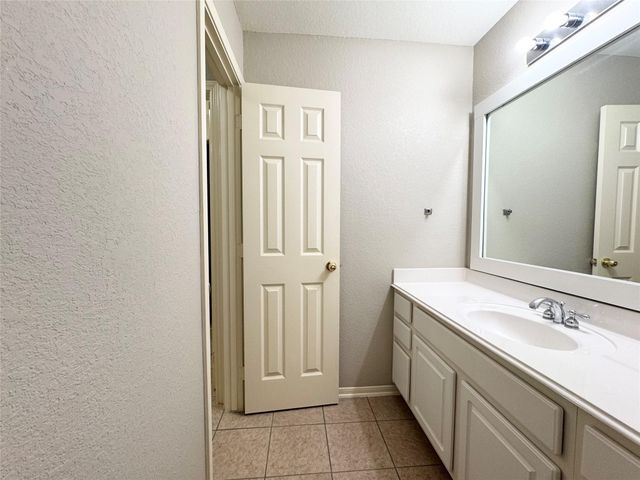 5206 Riverstone Crossing Drive, Sugar Land, TX 77479