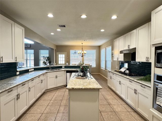 5206 Riverstone Crossing Drive, Sugar Land, TX 77479