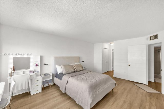 2851 NE 183rd Street 1412E, Aventura, FL 33160