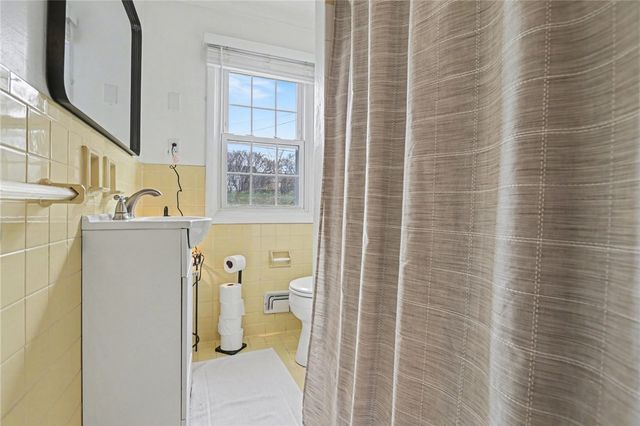 43 Sandalwood Drive, Greece, NY 14616