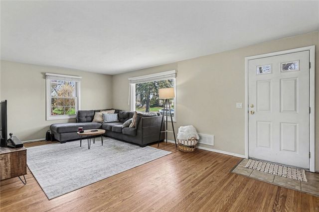 43 Sandalwood Drive, Greece, NY 14616