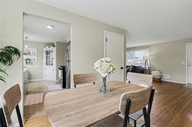 43 Sandalwood Drive, Greece, NY 14616