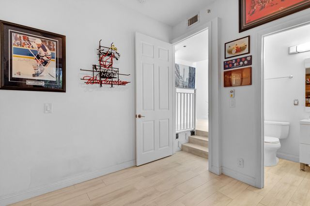711 SE 16th Court, Fort Lauderdale, FL 33316