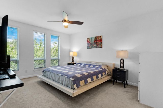 711 SE 16th Court, Fort Lauderdale, FL 33316