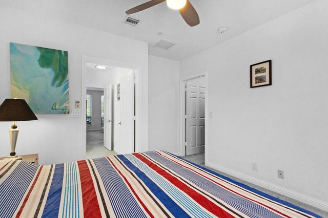 711 SE 16th Court, Fort Lauderdale, FL 33316