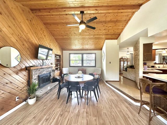 S69W16890 Parkland DRIVE, Muskego, WI 53150