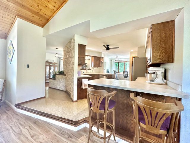 S69W16890 Parkland DRIVE, Muskego, WI 53150