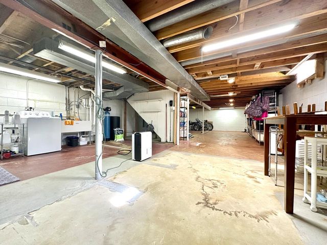 S69W16890 Parkland DRIVE, Muskego, WI 53150