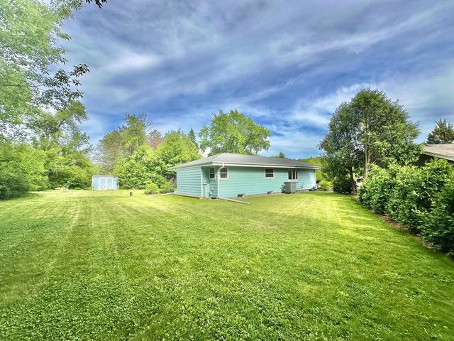 S69W16890 Parkland DRIVE, Muskego, WI 53150