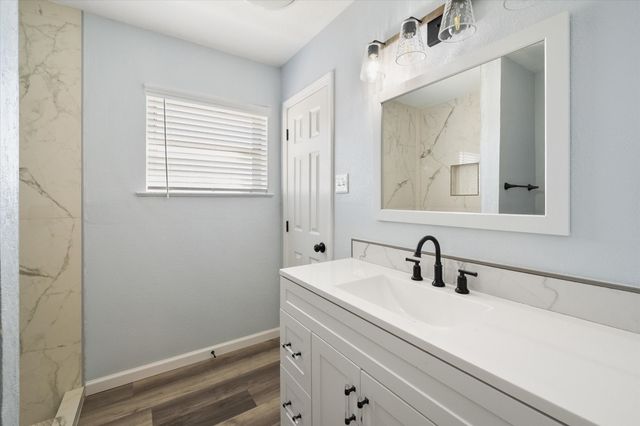 2316 Gilbert Circle, Arlington, TX 76010