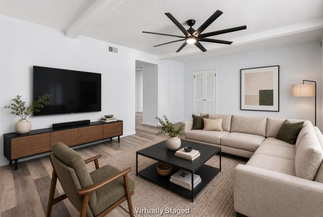 2316 Gilbert Circle, Arlington, TX 76010