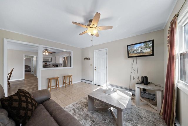 W3724 Washington DRIVE, Lake Geneva, WI 53147