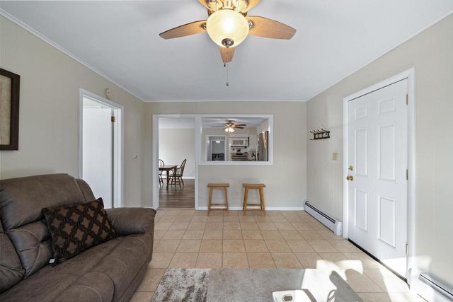 W3724 Washington DRIVE, Lake Geneva, WI 53147