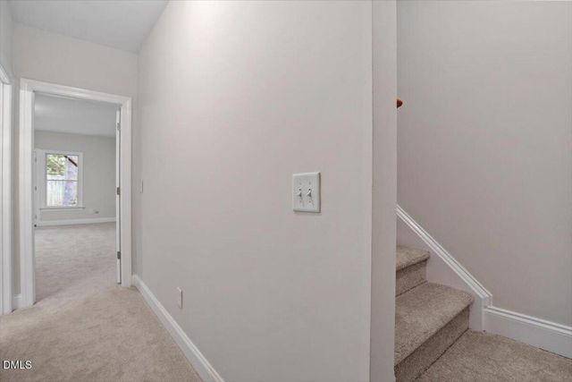 252 Ashton Hall Lane, Raleigh, NC 27609
