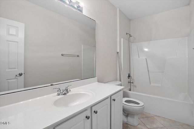252 Ashton Hall Lane, Raleigh, NC 27609