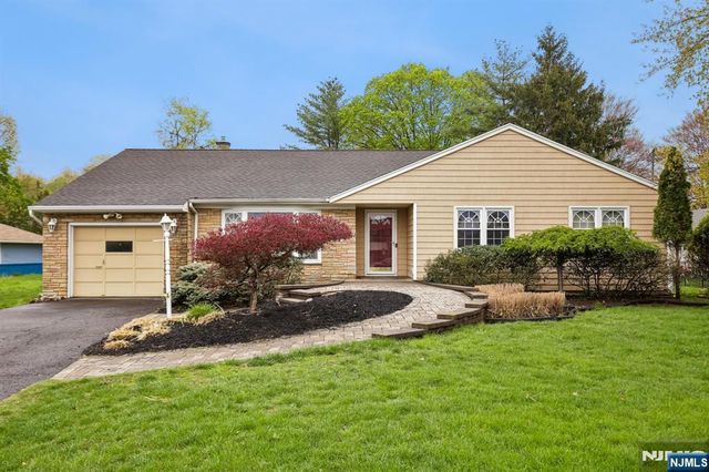 312 Lenox Avenue, Pompton Lakes, NJ 07442
