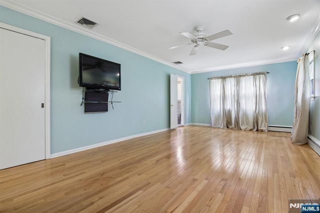 312 Lenox Avenue, Pompton Lakes, NJ 07442