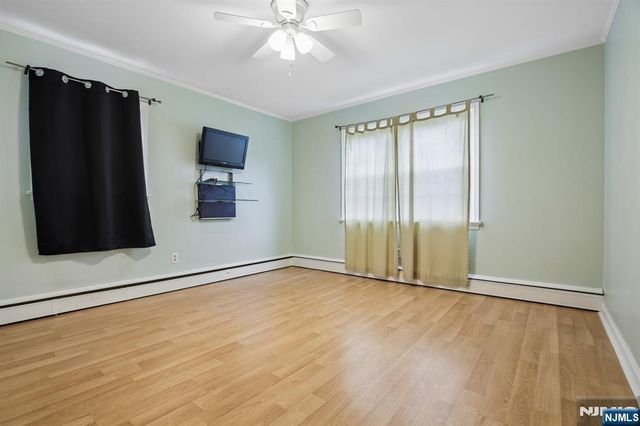 312 Lenox Avenue, Pompton Lakes, NJ 07442