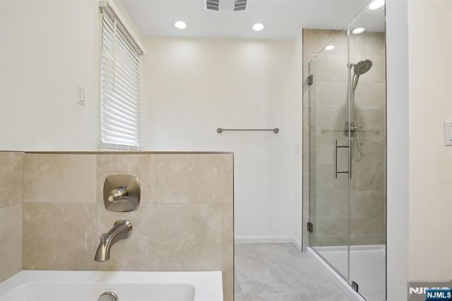 312 Lenox Avenue, Pompton Lakes, NJ 07442