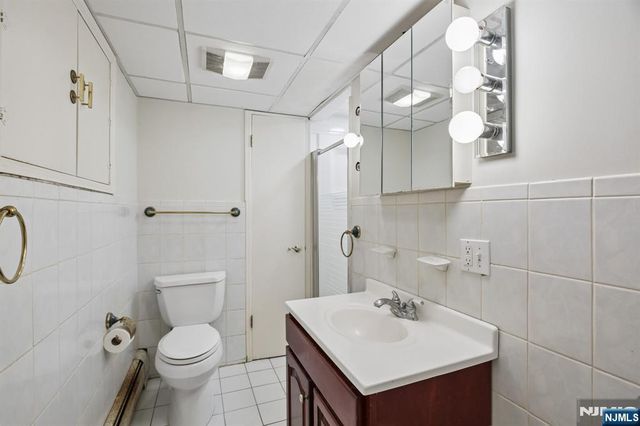 312 Lenox Avenue, Pompton Lakes, NJ 07442