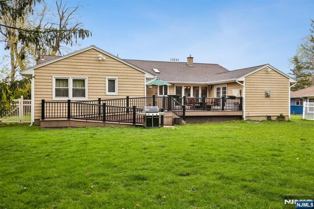 312 Lenox Avenue, Pompton Lakes, NJ 07442