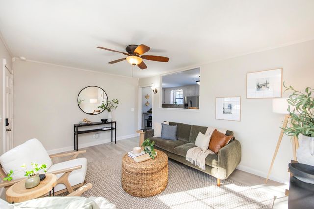 246 Garcia Dr, Pegram, TN 37143