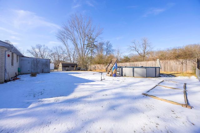 246 Garcia Dr, Pegram, TN 37143