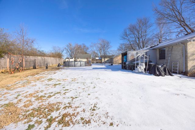 246 Garcia Dr, Pegram, TN 37143