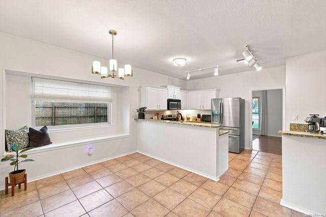11230 Woodridge Frst, San Antonio, TX 78249