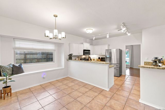 11230 Woodridge Frst, San Antonio, TX 78249