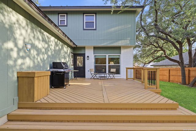 11230 Woodridge Frst, San Antonio, TX 78249