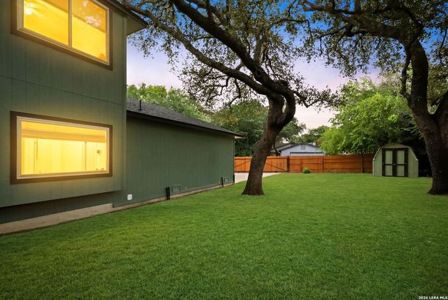 11230 Woodridge Frst, San Antonio, TX 78249