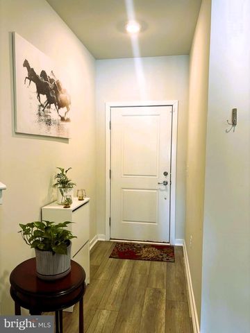 7573 CLAYTON AVE, Coopersburg, PA 18036