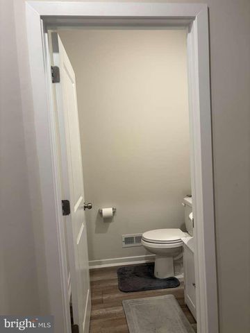 7573 CLAYTON AVE, Coopersburg, PA 18036