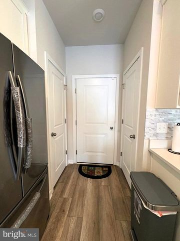 7573 CLAYTON AVE, Coopersburg, PA 18036