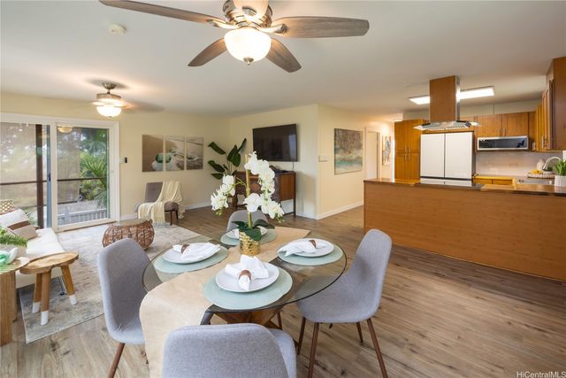 51-523 Kamehameha Highway, Kaaawa, HI 96730