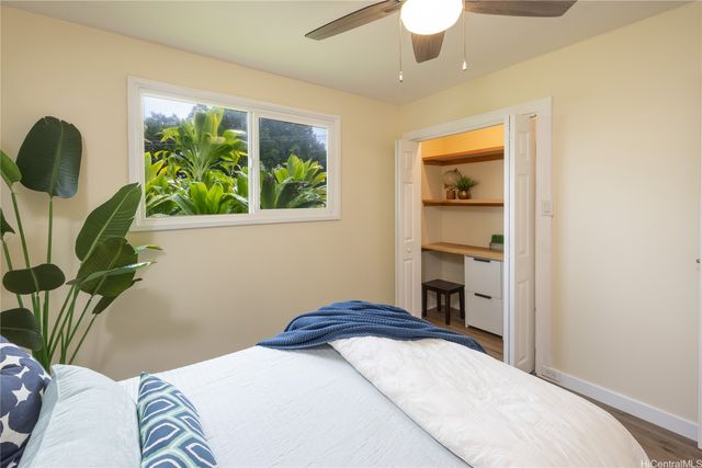 51-523 Kamehameha Highway, Kaaawa, HI 96730