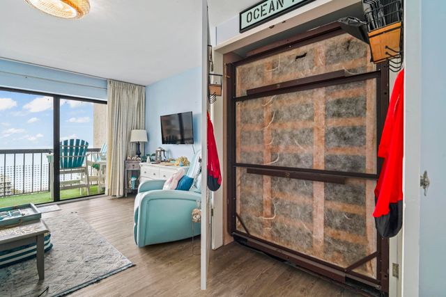 7500 N Ocean Blvd Unit 6111, Myrtle Beach, SC 29572