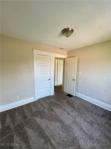 207 Georgia Avenue, Lorain, OH 44052